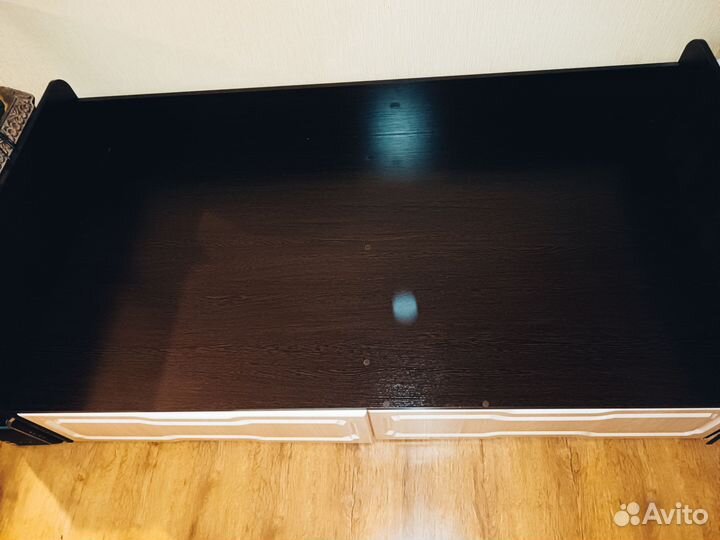 Кровать односпальная с ящиками. Самовывоз