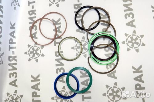 Ремкомплект гидроцилиндра рукояти Hitachi ZX160LC