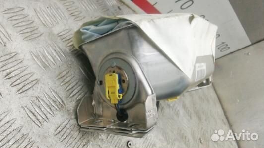 Подушка безопасности пассажира audi A8 D3 (LNT04IU