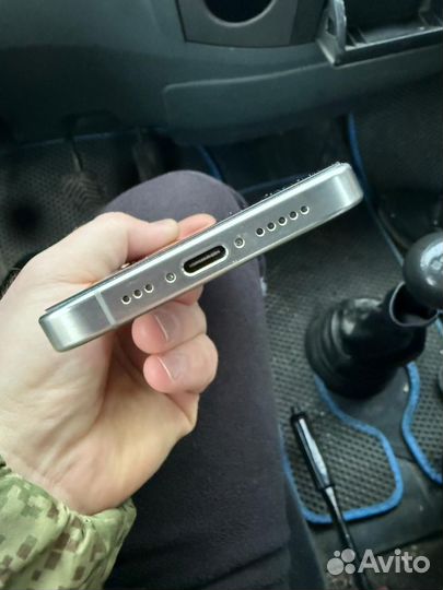 iPhone 15 Pro, 128 ГБ