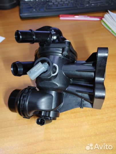 Термостат новый Range Rover Evoque