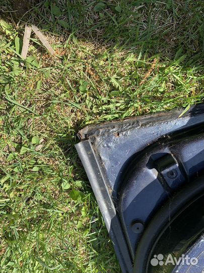 Левая дверь bmw е39