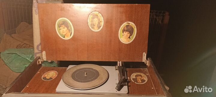 Радиола Рекорд-354