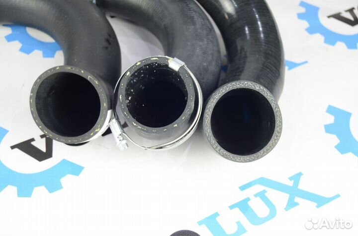 Шланг турбины Volvo XC90 2.5 силиконовый