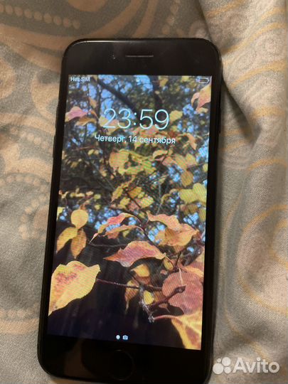 Телефон iPhone 7