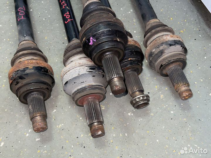 Приводной вал колеса зад L BMW F02 F07 F12