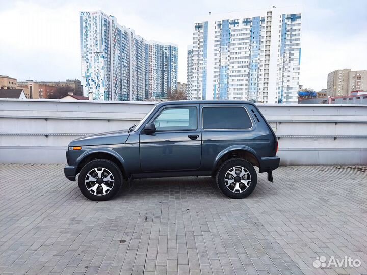 LADA 4x4 (Нива) 1.7 МТ, 2019, 32 000 км