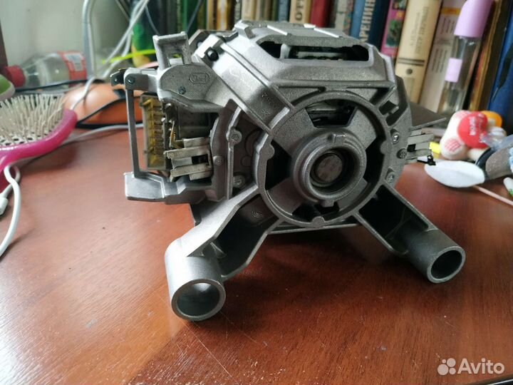 Двигатель от стиральной машины