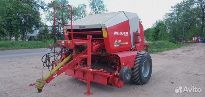 Пресс-подборщик Welger RP 220, 2000