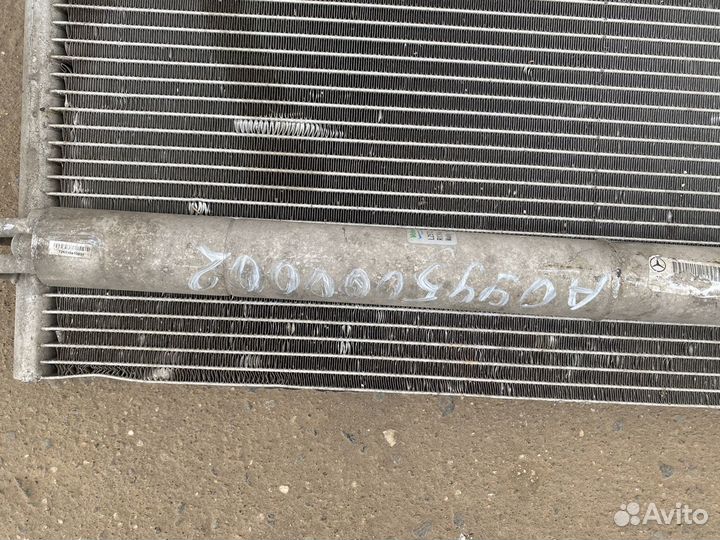 Радиатор кондиционера Mercedes W166 W292