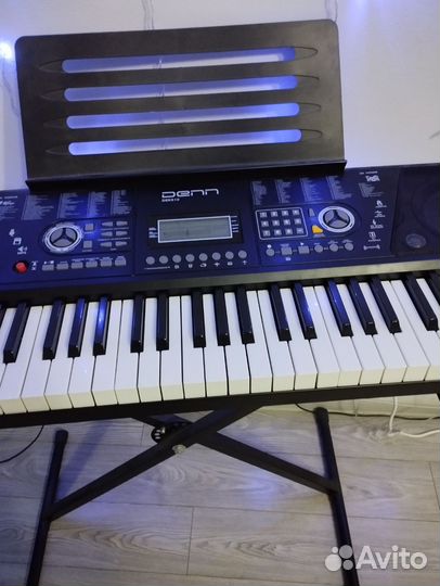 Синтезатор denn Dek610