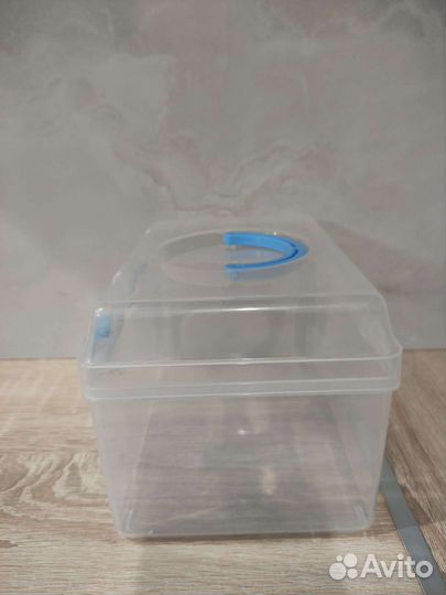 Аптечка домашняя или контейнер для хранения