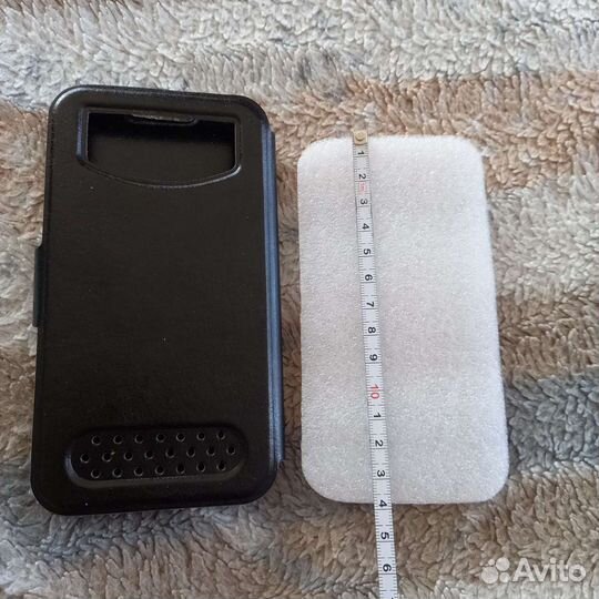 Универсальный чехол для смартфона