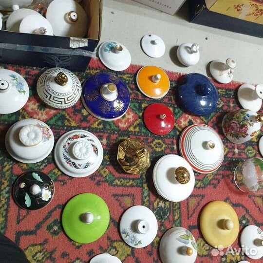 Крышки в ассортименте