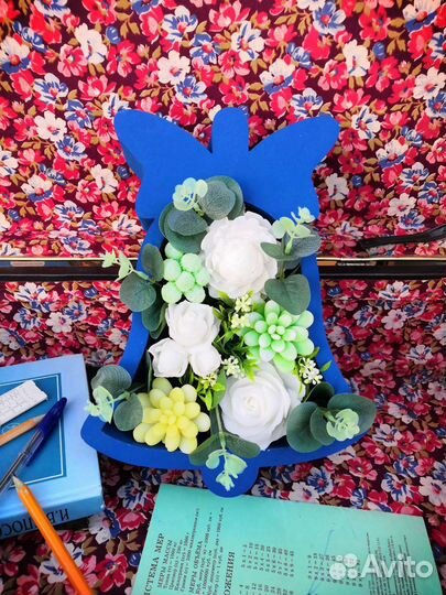 Подарокчителю букет из мыла в боксе