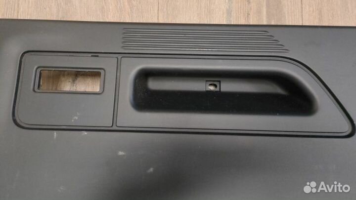 Обшивка крышки багажника Bmw X5 50Ix E70 LCI N63