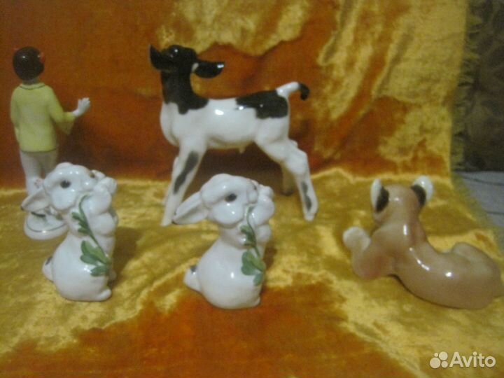 Фарфоровые статуэтки