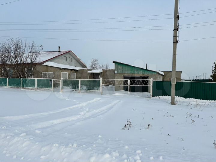 Дом 98 м² на участке 97 сот.