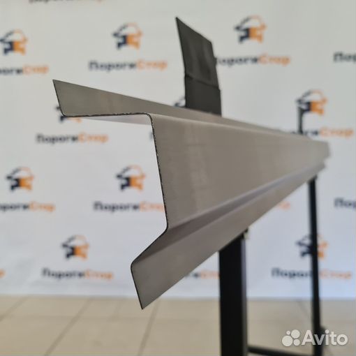 VW Transporter T4 порог пассажирской стороны