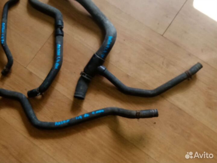 Патрубки системы охлаждения. Логан 1.4