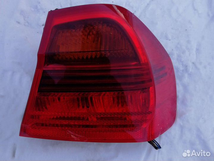 Фонарь в крыло правый бмв е90 BMW e90