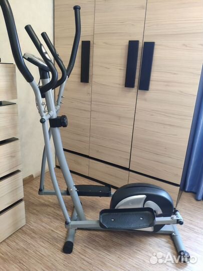 Эллиптический тренажер