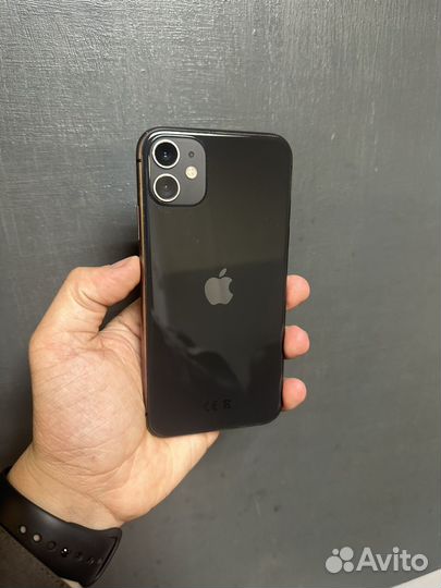 iPhone 11, 64 ГБ