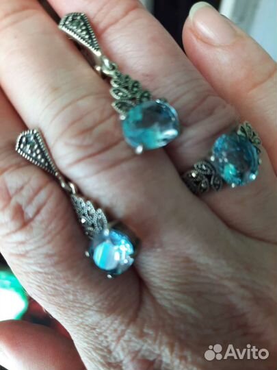 Комплект серебряный с топазом