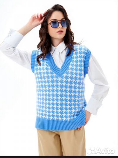 Жилет вязаный женский