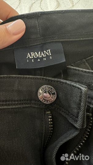 Джинсы armani jeans