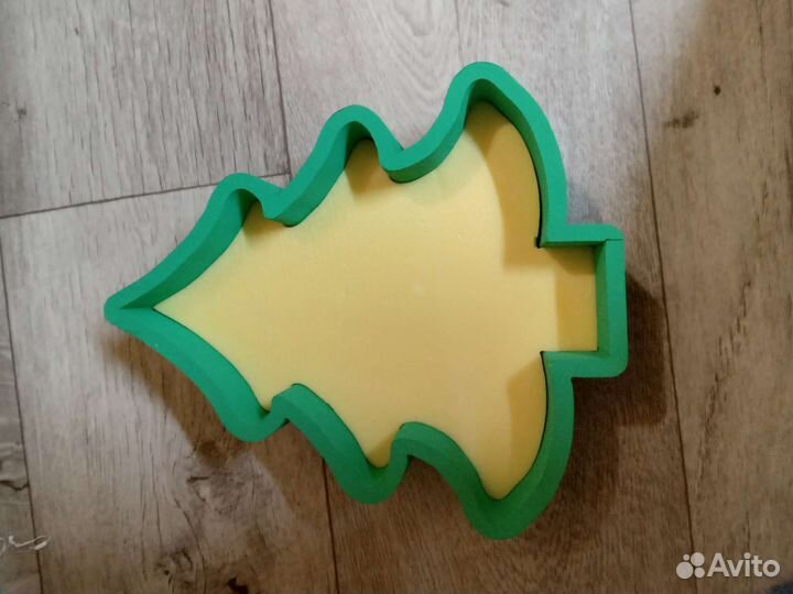 Коробка подарочная новогодняя