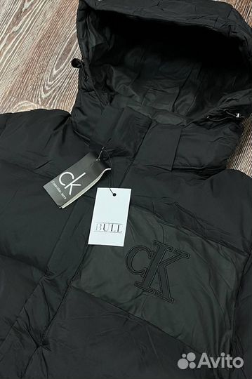 Прекрасная зимняя куртка Calvin Klein