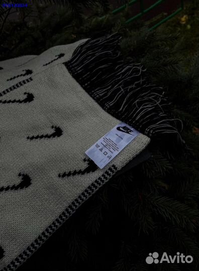 Шарф Nike Swoosh