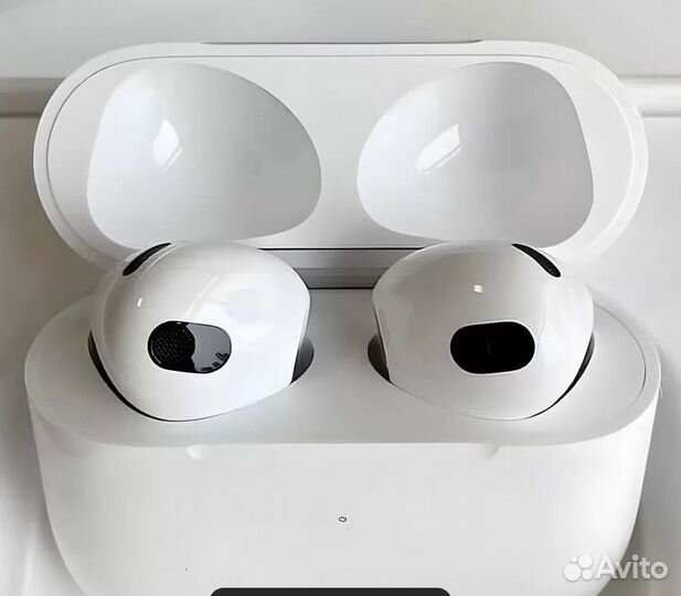 Apple Airpods Pro с шумоподавлением