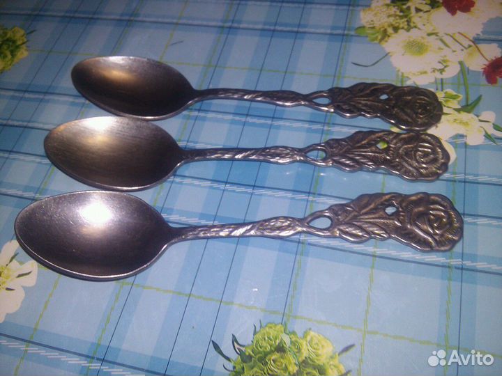 Столовые ложки,нож.ссср