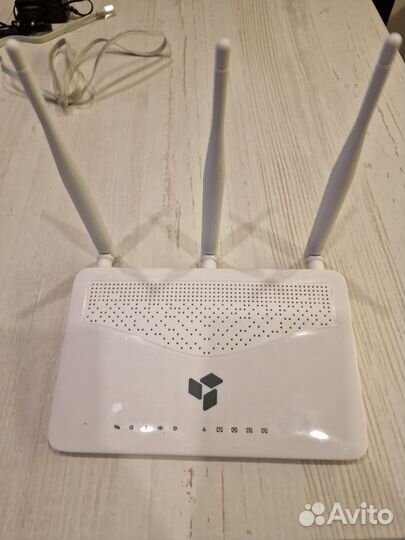 Беспроводной маршрутизатор (Wi-Fi роутер)