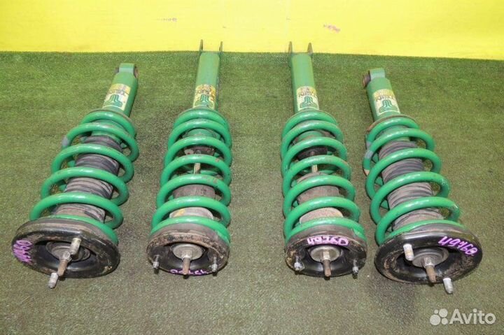 Стойки комплект Nissan Skyline Gt-R BNR32