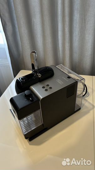 Капсульная кофемашина nespresso с капучинатором