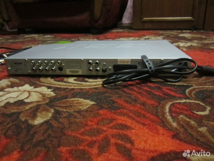 DVD плеер BBK DV511SI