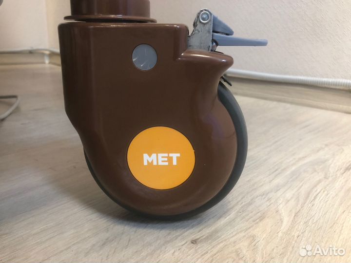 MET Revel NEW медицинская электрическая кровать