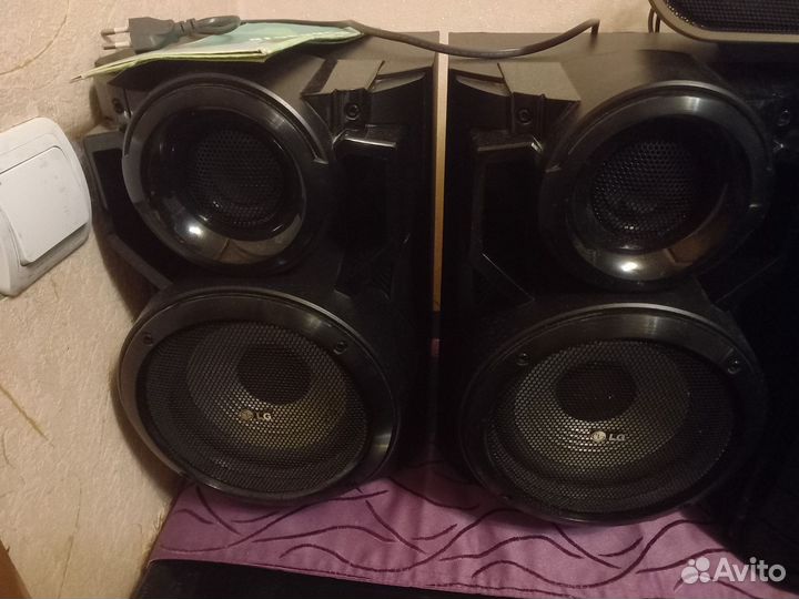 Музыкальный центр лджи с караоке