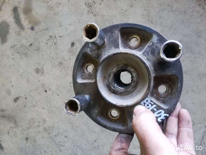 Поворотный кулак левый правый Daewoo Matiz