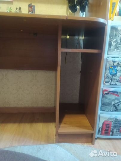 Письменный стол для школьника бу