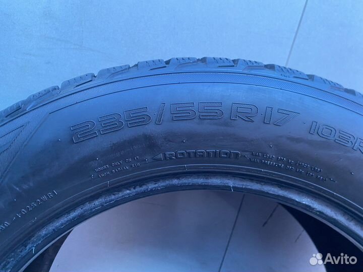 Nokian Tyres Hakkapeliitta R2 235/55 R17