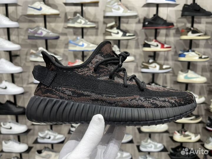 Кроссовки Adidas Yeezy Boost 350 V2 