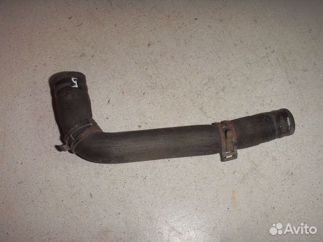 Шланг системы охлаждения Volkswagen Golf VI Гольф