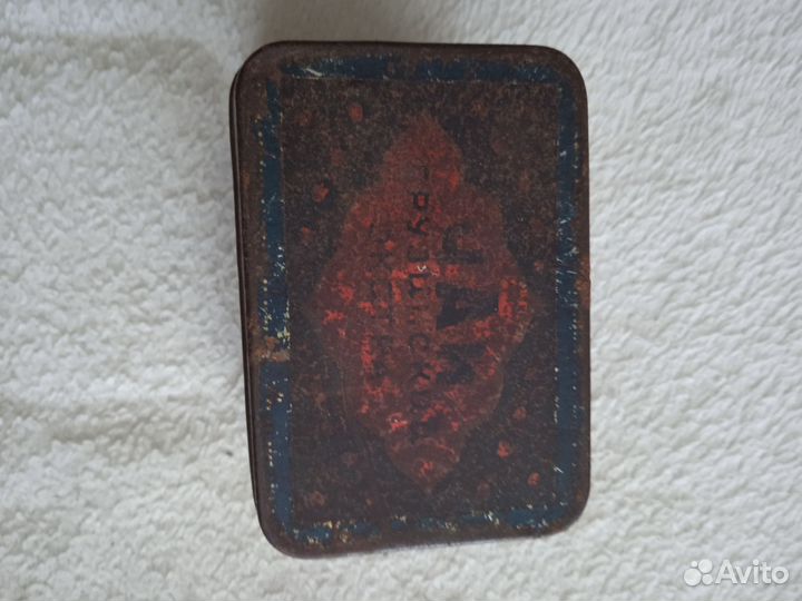 Банка из под чая жесть