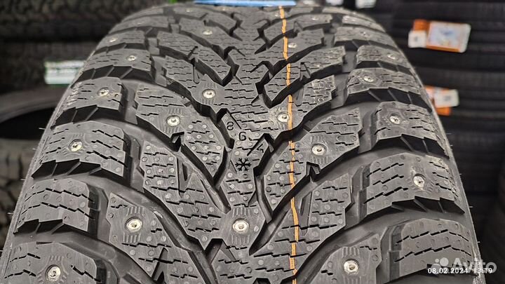 Nokian Tyres Hakkapeliitta 9 SUV 275/45 R20 110T