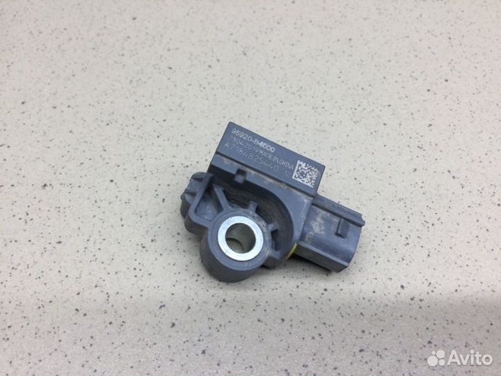 Датчик AIR BAG Hyundai Creta 49.000км G4FG 2019