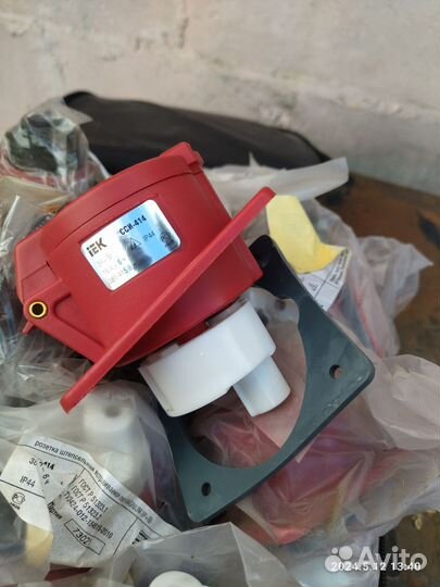 Розетки сси встраиваемые новые